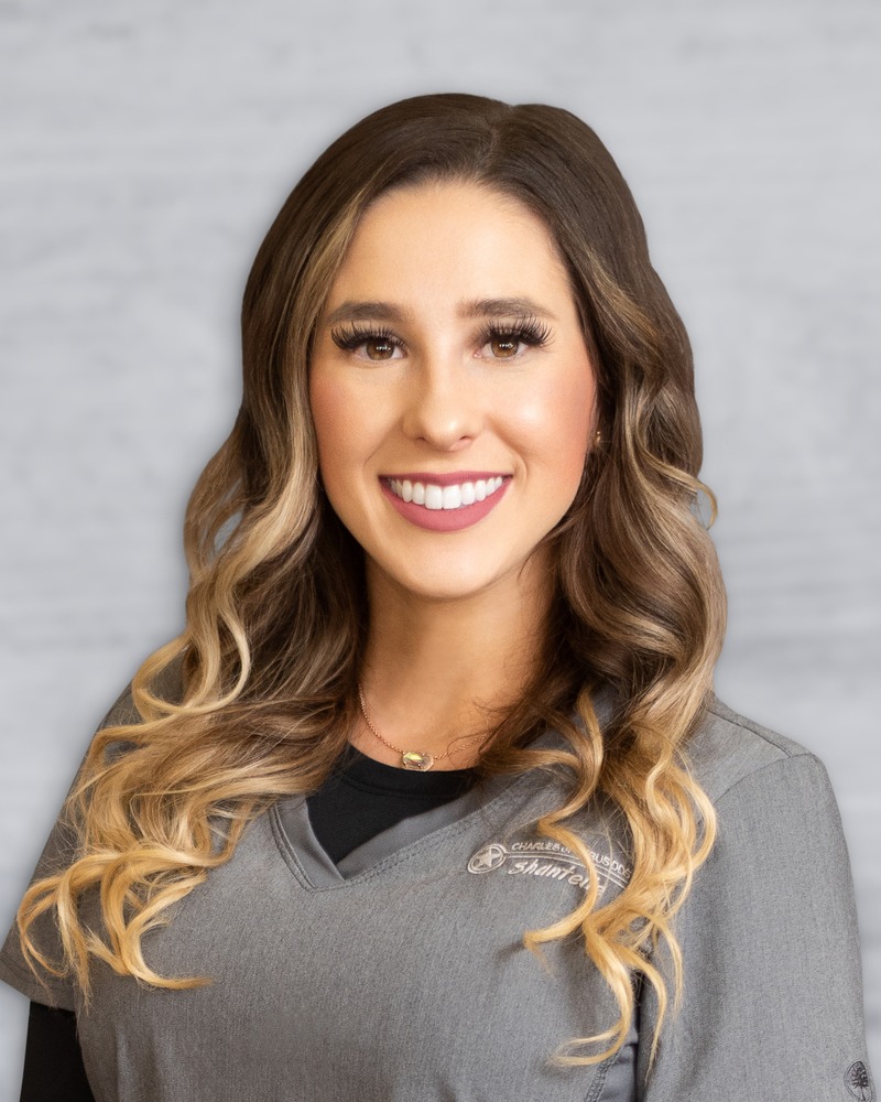 Nichole Turney, dental hygienist for Charles Pybus DDS